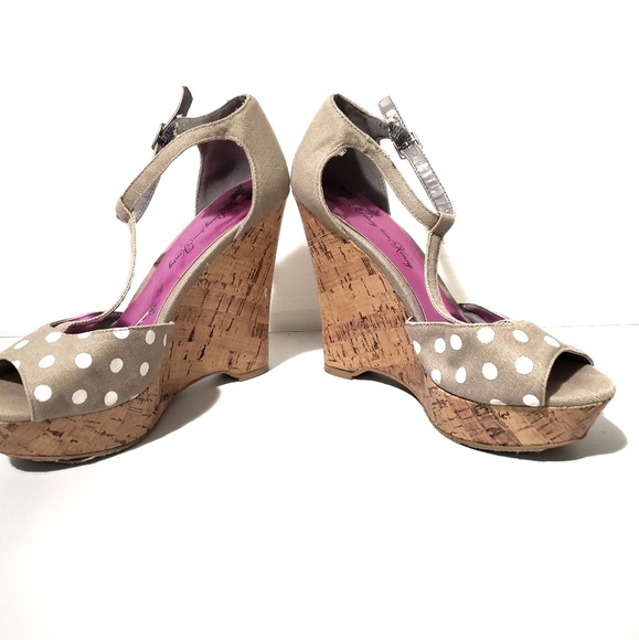 Last chance! 50% off! Penny Loves Kenny Wedges - Picture 4 of 8
